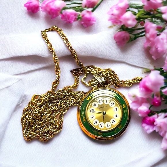 Vintage Caravelle Necklace watch green enamel bird flowers - Picture 2 of 15